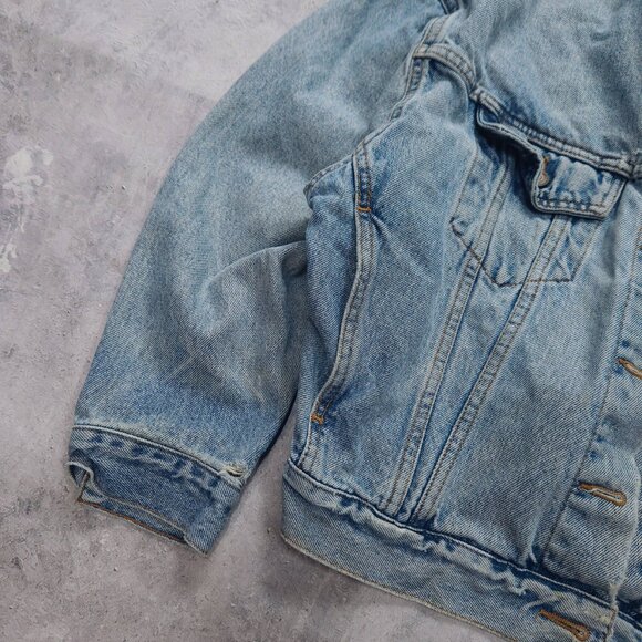 Light Wash Denim Jacket Vintage Faded Blue - Picture 3 of 4